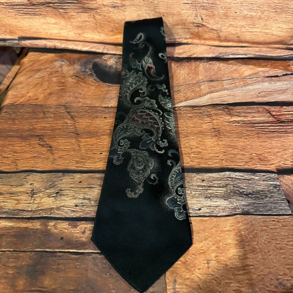 Vtg Windridge Mervyns Black Paisley Men's Necktie Green/Black Jacquard USA Made